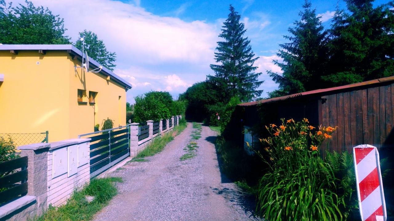 Chata Vrchlice Kutna Hora Bagian luar foto